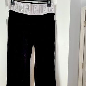 Victoria’s Secret pink yoga pants